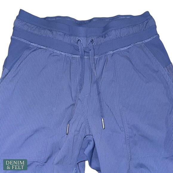 Lululemon Dance Studio Mid-Rise Cropped Gym Pants Pitch Blue Swift Size 4 - Picture 11 of 15